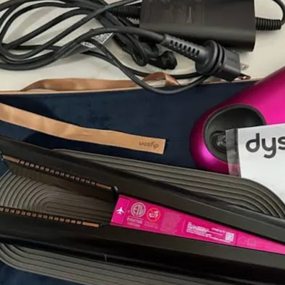 Dyson Hair Straightener in Black and Pink